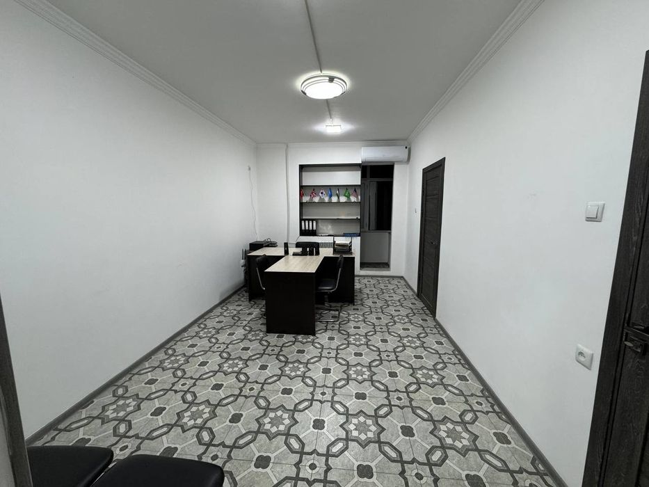 Аренда Офис помещения на Чиланзарский район Первая линия 85кв
Аренда