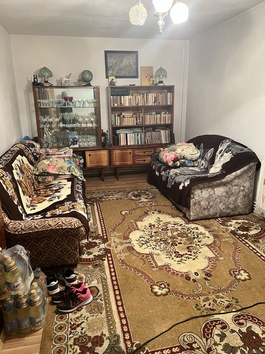 Apartament cu 3 camere  etaj1