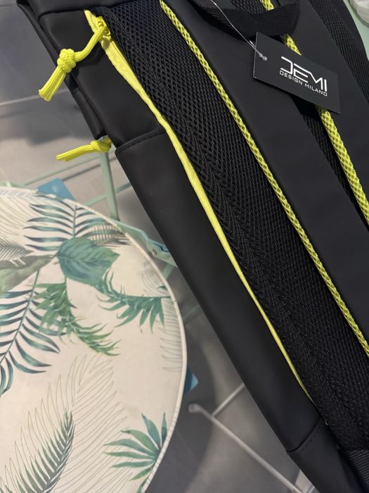 Ghiozdan Negru Rolltop