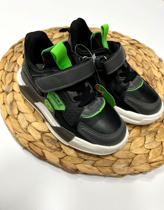 Новые ботинки кроссовки 28-34