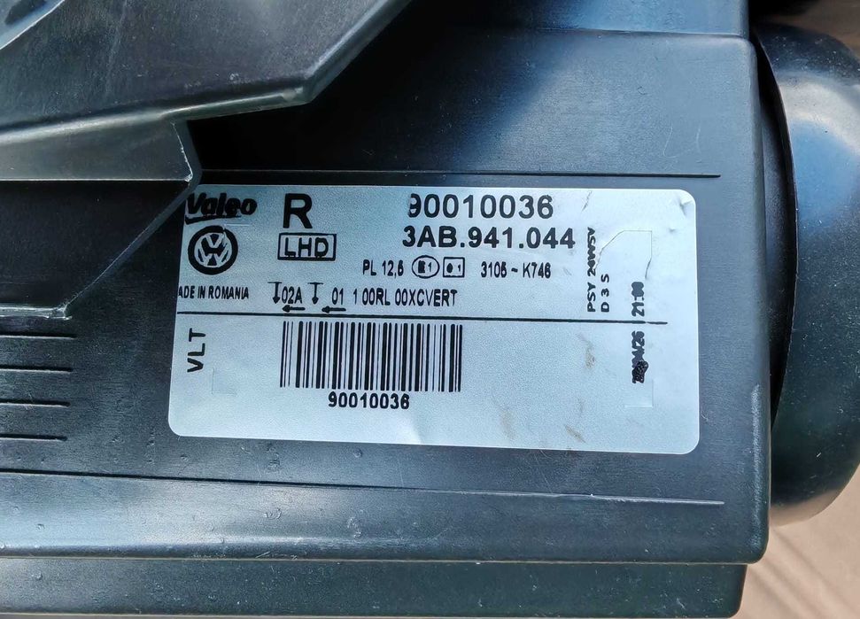 Faruri noi VW Passat B7 BI-XENON AFS SI DLA (ASISTENTA LUMINA DINAMICA) noi,Valeo,de Europa COD produs stanga: 3AB941043 COD produs dreapta: 3AB941044