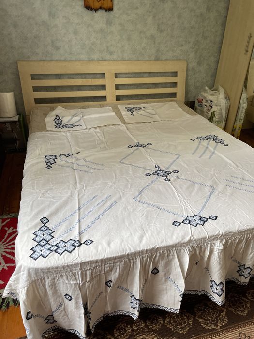 Ръчно шито на панама- кувертюра за легло/диван + покривка + калъфки