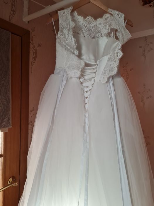 Продам свадебное платье, р.44