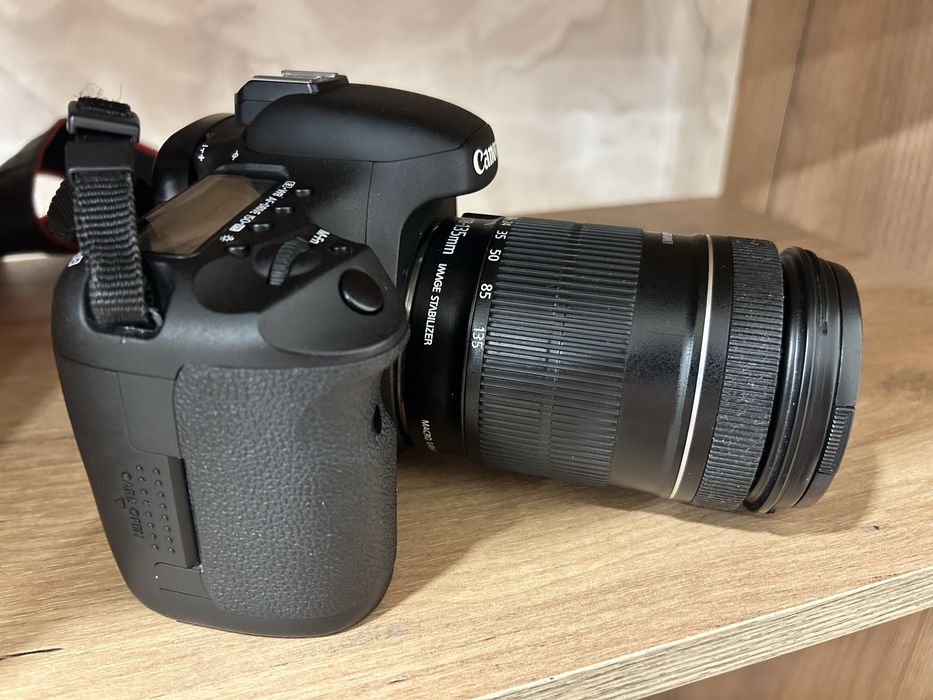 В идеальном состоянии canon 7D