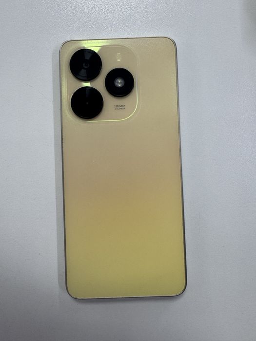 Продам 5 телефон