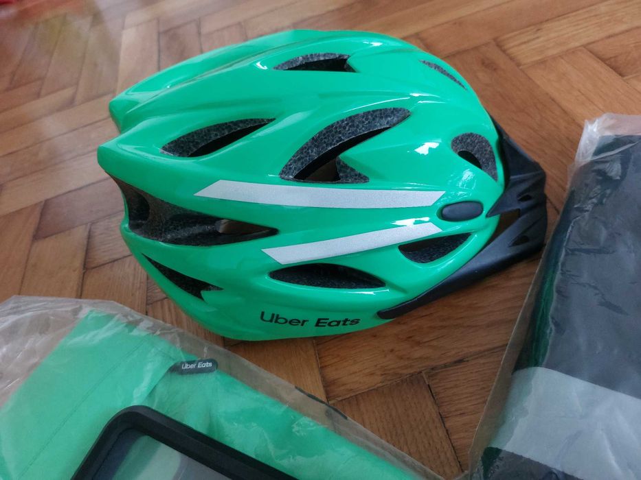 Echipament complet pentru Uber Eats