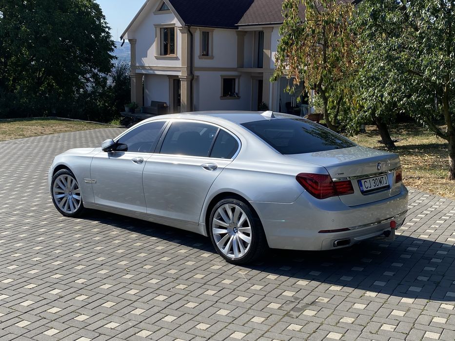 BMW Seria 7 2013 — imagine 3