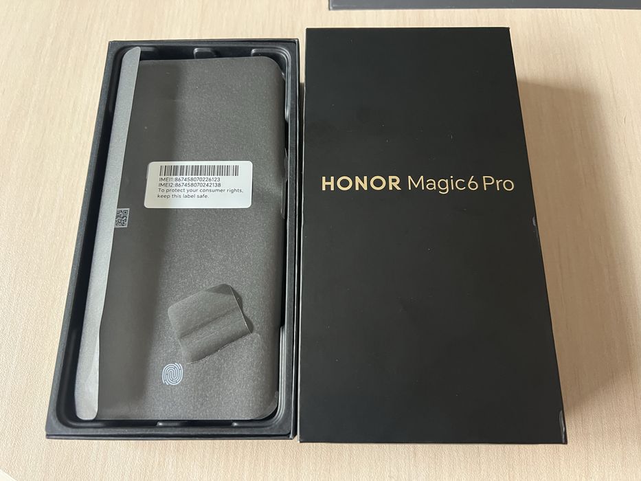 Продавам Honor Magic6 Pro 512/12+12GB