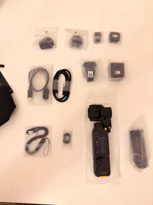 DJI Osmo Pocket 4 full Combo