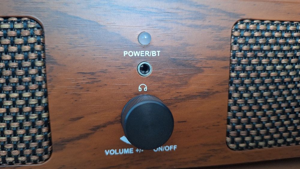 Грамофон с колони и Bluetooth