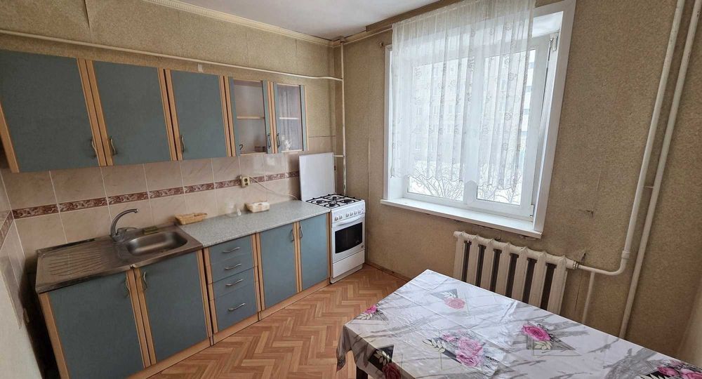 Продам 2х ком квартиру в 7 мкр