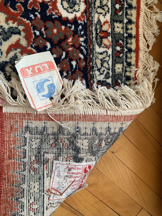 Covor plusat din lana, romanesc, nou, cu eticheta