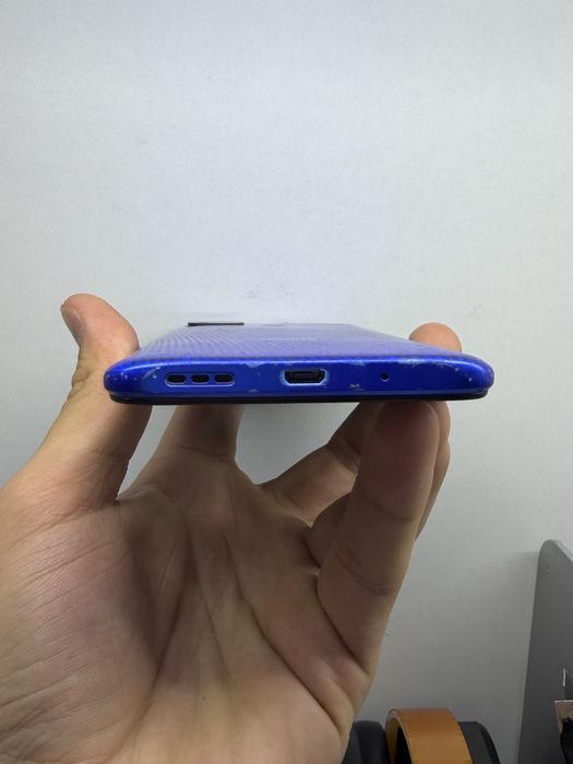Продам Redmi 9c состояние