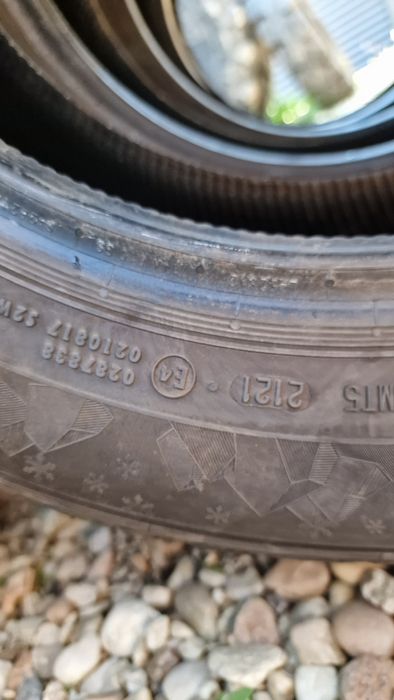 Anvelope 195/65R15 marca Semperit, M +S,DOT 2021,7 mm