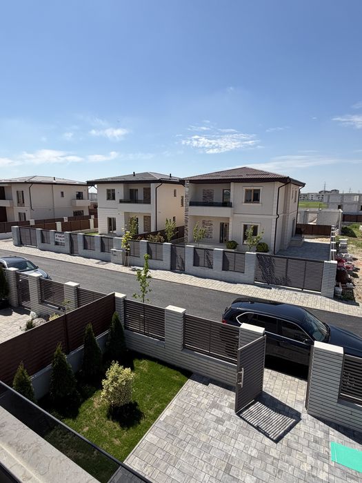 Casa 5 camere in ansamblu rezidential Dobroesti