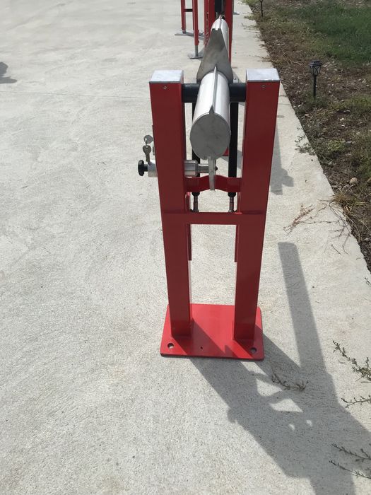 Barieră pentru căi de acces, oțel