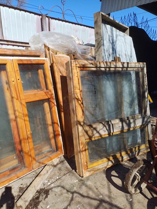 Продамдверь б/у.