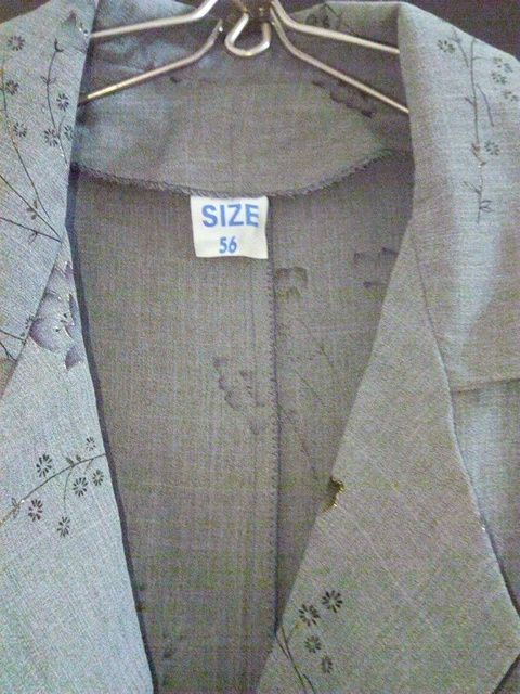 Женский брючный костюм