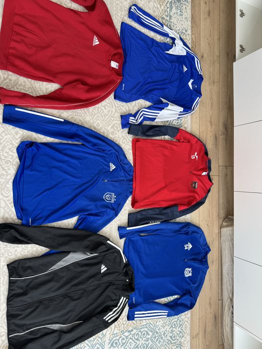 Куртка Адидас 3 штук