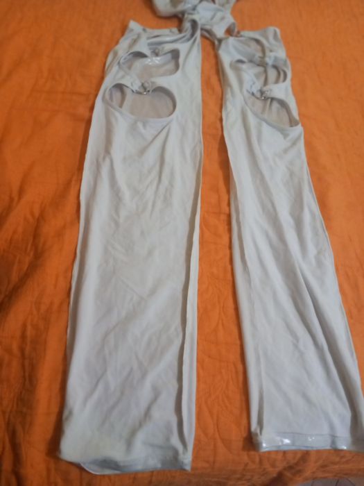 Еротичен гащиризон разтегателен.