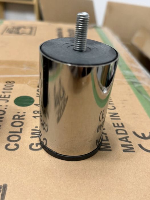 Picioare pat cu surub