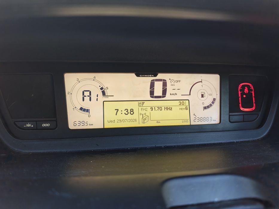 CITROËN C4 Grand Picasso 2011 — imagine 5