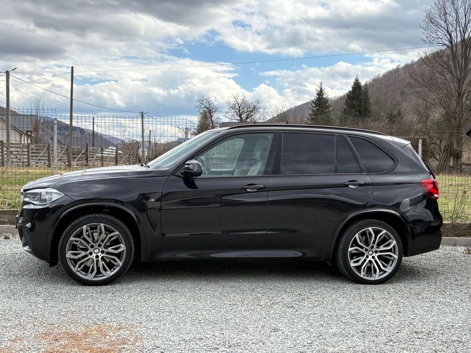 Vând BMW X5 313 CP M