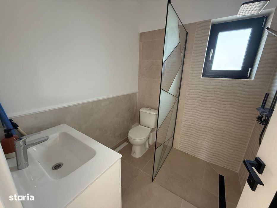 Casa individuala parter - 3 camere- 2 bai - teren 375mp