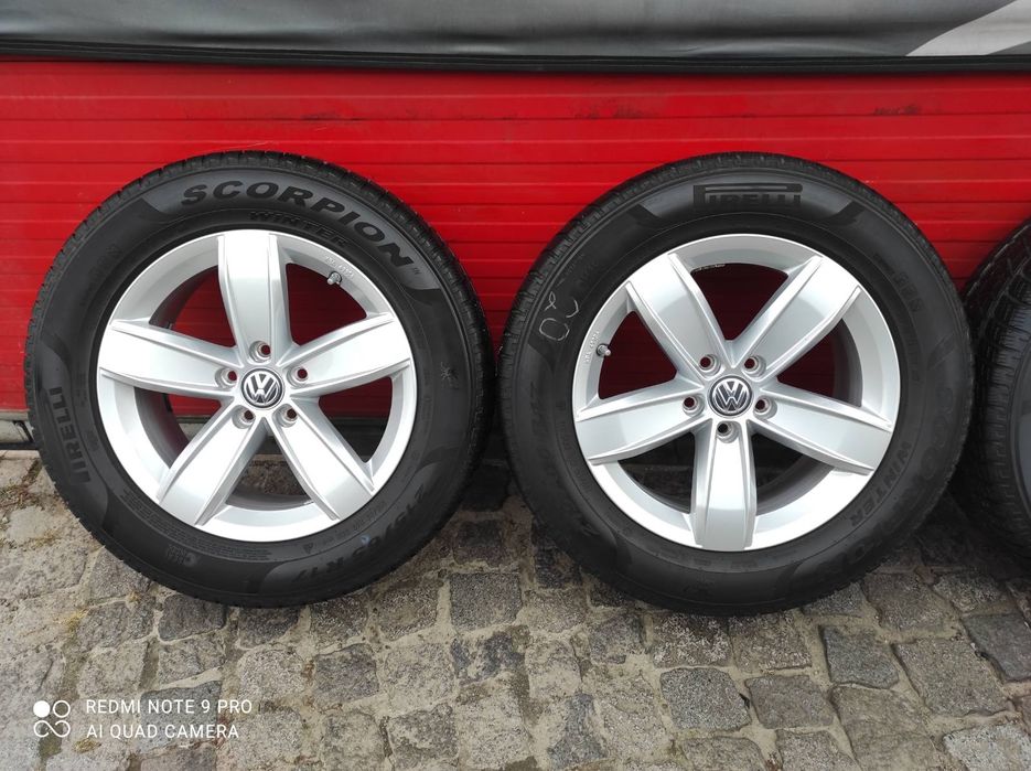 17" Оригинални джанти за Фолксваген гуми 215 65 17 Pirelli4бр/Bridgest