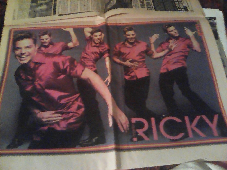 Плакати на известни музиканти и актьори (Еминем, Джей Ло, Джъстин..)