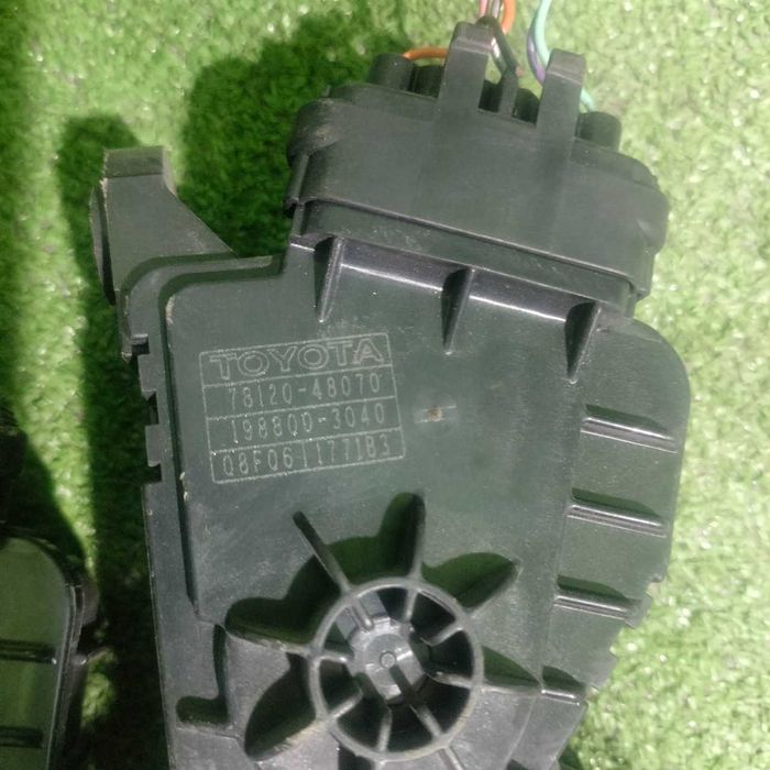 Продам Педаль газа Lexus RХ 330 / 350