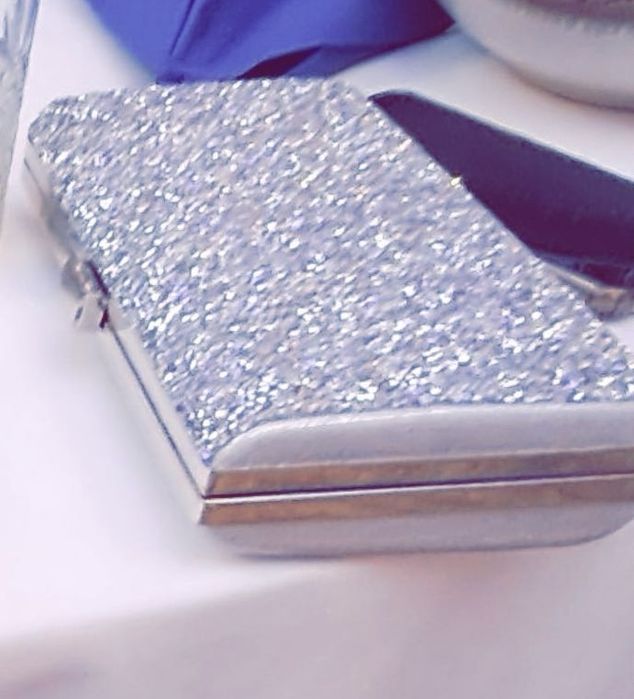 Бална сатенена рокля цвят тюркоаз