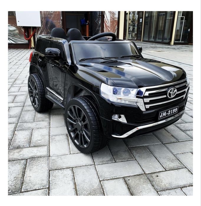 Электромобиль Toyota Land Cruzer