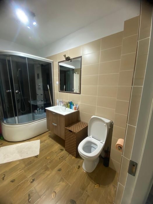 Vând apartament în Apahida