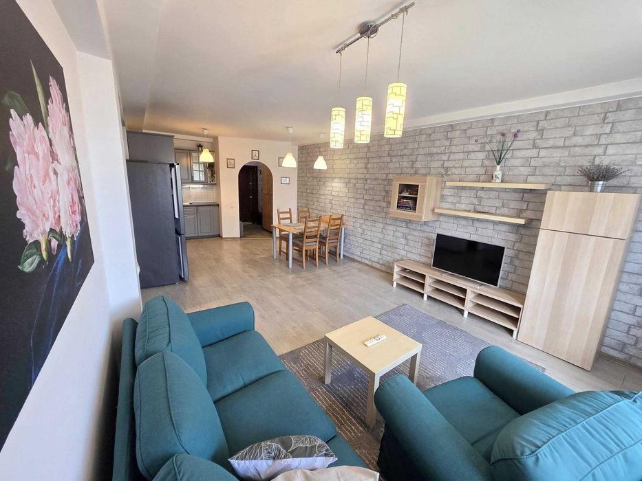 Обзаведен апартамент с 3 спални в Банско! Ниска такса поддръжка!