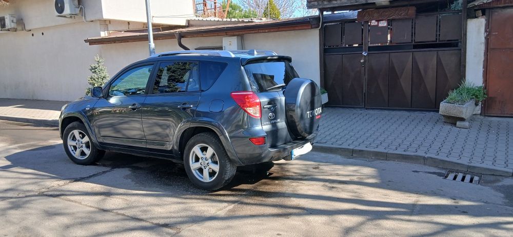 Toyota rav4 2.2 dcat