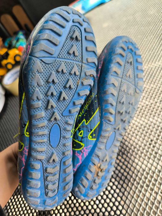 Стоножки 36 номер в ярки модерни цветове