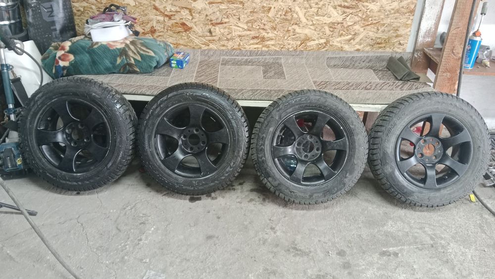Продаются диски с шинами R13
