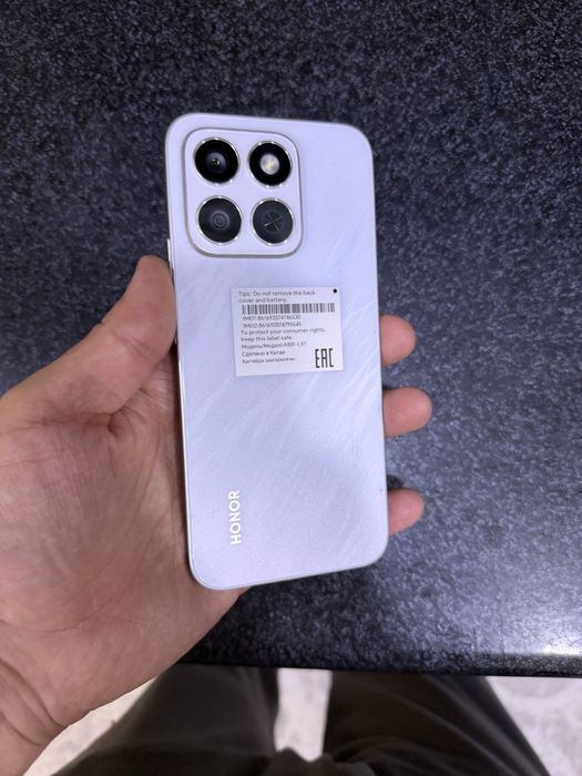 honor x8c 8.256g holati ideal iwlawi zor oqip tel qlila