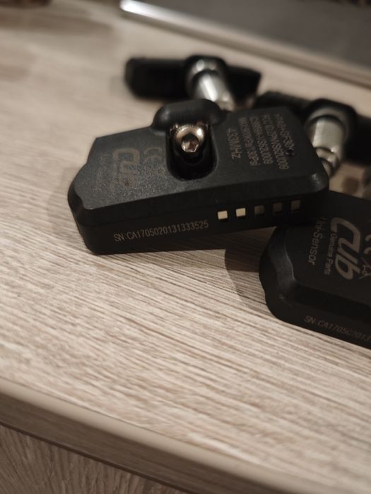 Датчици/TPMS сензори за налягането в гумите за Мерцедес GLC