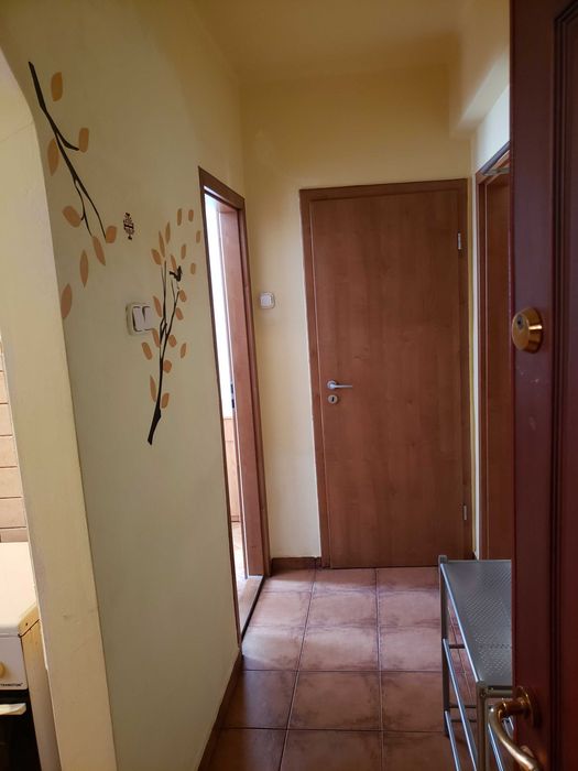 Dau in chirie apartament 2 camere decomandat Piata Mihai Viteazul, ClujNapoca