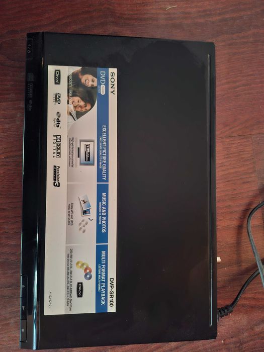 Sony DVP-SR100 DVD Player