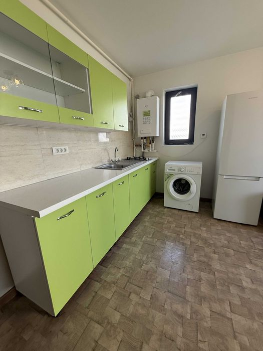 De inchiriat 2 camere loc de parcare privat 380EUR Mamaia-Sat Lidl