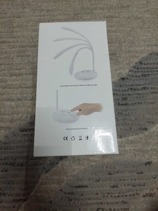 Настолна LED лампа