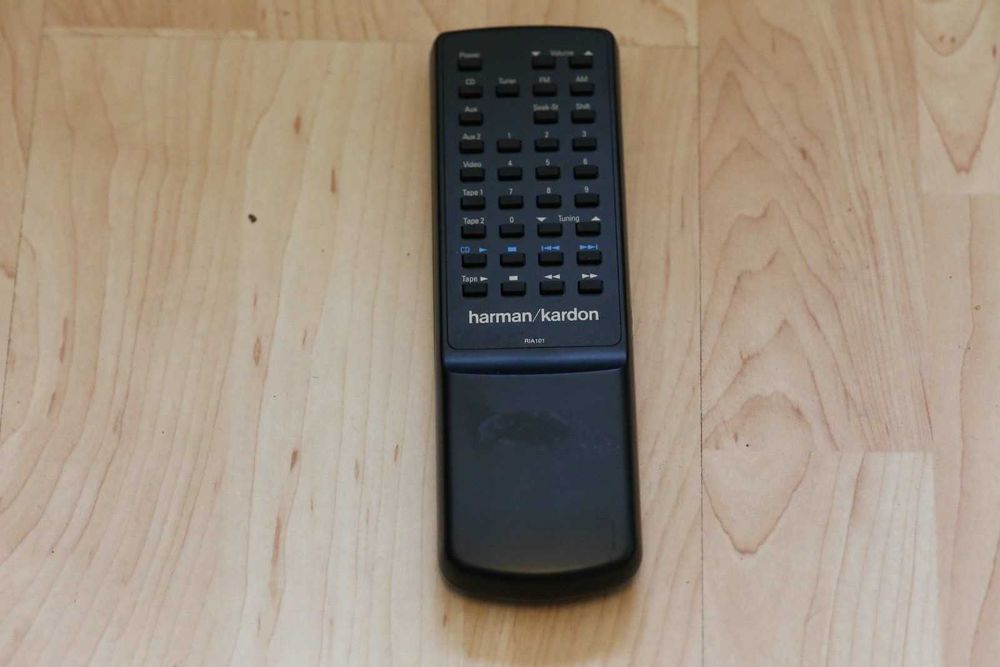 Harman Kardon hk680