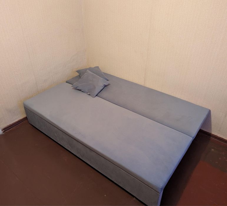 Диван самовывоз пишите на ватсап