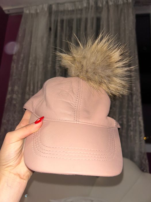 Модерни Шапки с козирка