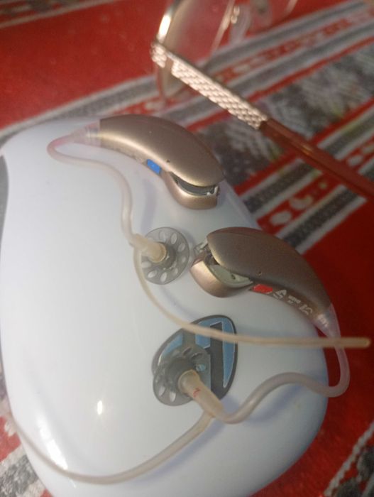 Aparat auditiv  hansaton