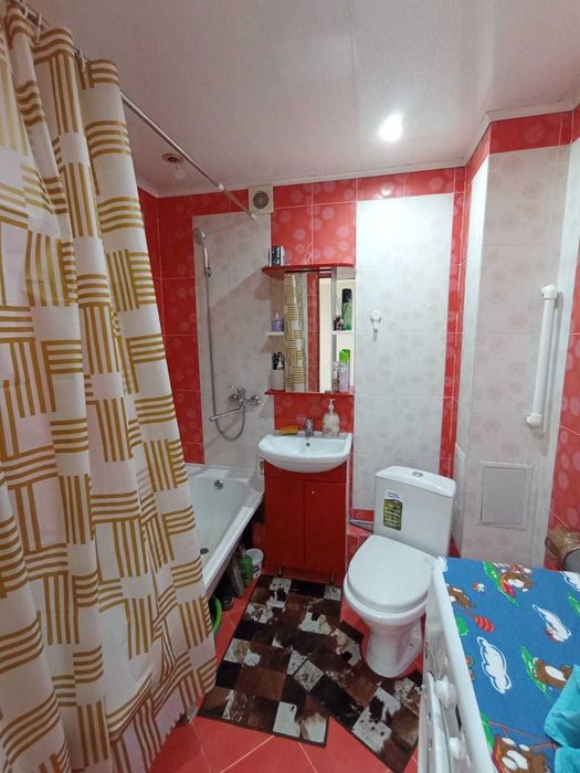 Продам 1 комн. квартиру в Уральске