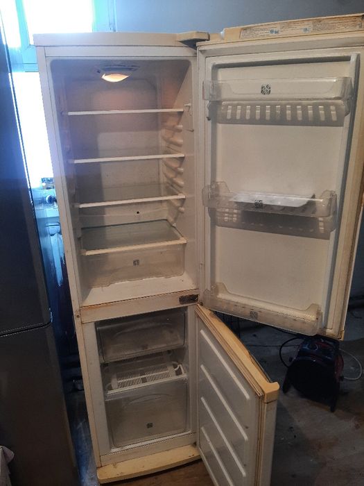 Холодильник самсунг рабочий. Доставка